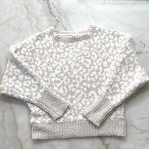 •JESSICA SIMPSON• Leopard Print Cozy Sweater